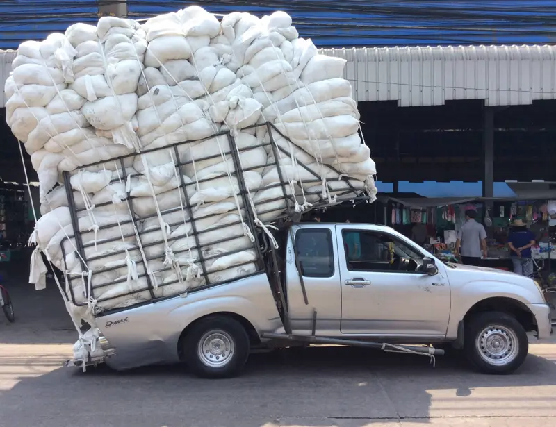 Overloaded Ute 1920X1475 8Ba757e4 749E 49D1 B67d 9B8acd6a3808 (1)