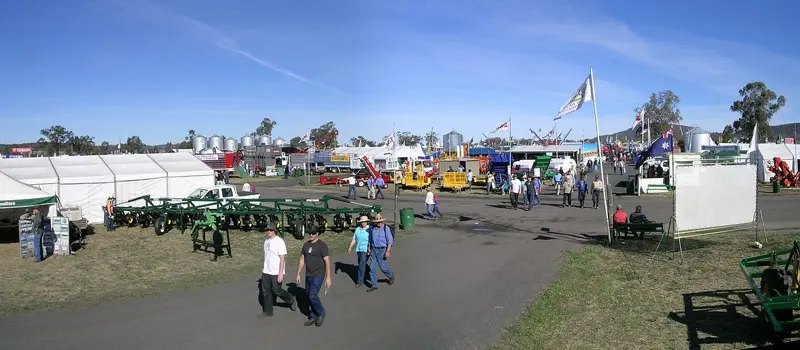 1200px-AgQuip_08.jpg