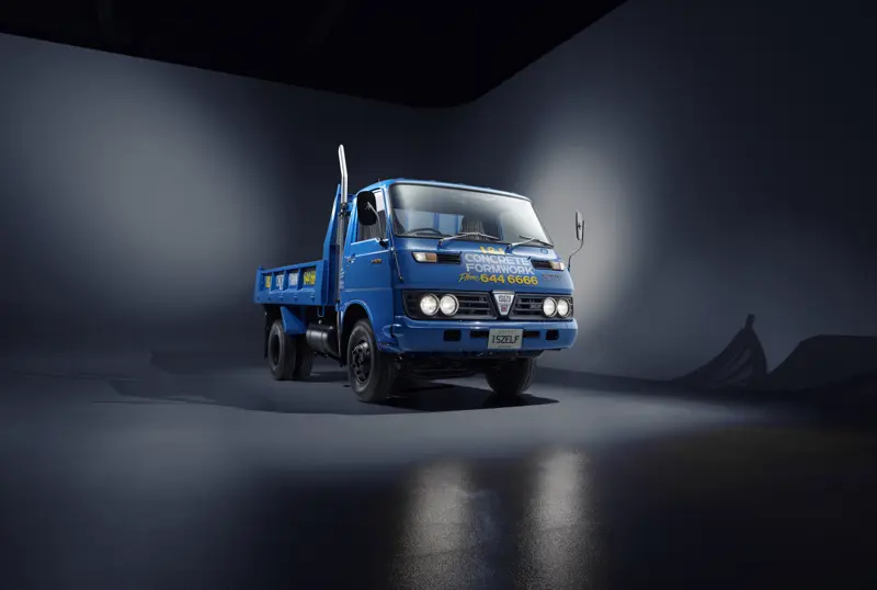 ISUZU ELF 350 F3Q R HERO 2 Lights On 2100X1413 0C6a1077 F9fe 4A33 8E51 7E3ac41ddffe