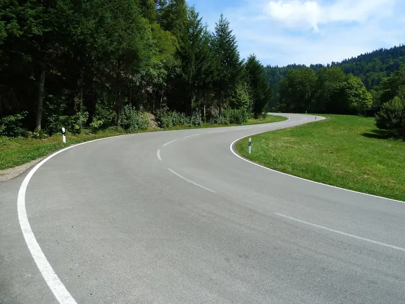 road-g4a0029eb2_1920-1920x1440-10e6720c-99d9-4509-909a-16e4217dcd65.jpg