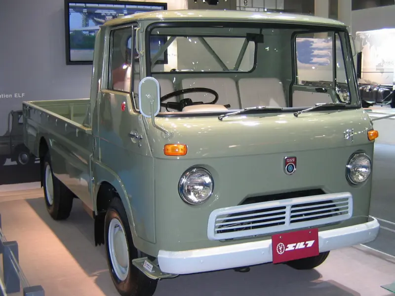 IAL-Iconic-Isuzu-model-celebrates-50-1959-Isuzu-ELF-min-1.jpg