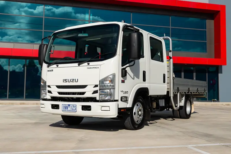 190731_Isuzu_NNR_45-150_01-min.jpg