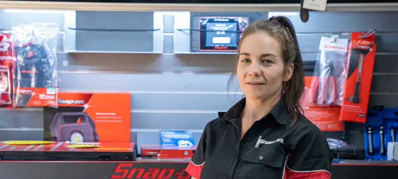 Isuzu-Snap-on-edited-photos-43-of-52-3500x2334-f694013d-a5db-40a9-be2c-54bb426e8e4c-scaled.jpg