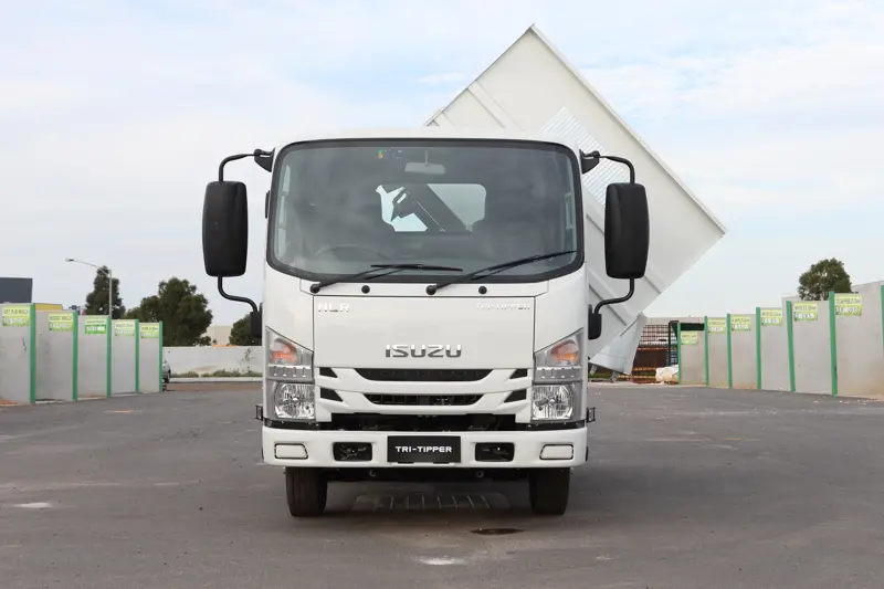 2017_Tri_Tipper-min.jpg